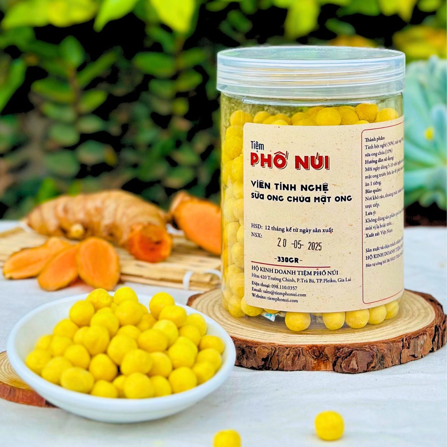 Viên Sữa Ong Chúa Tinh Nghệ Mật Ong (Thủ Công)- 330gram